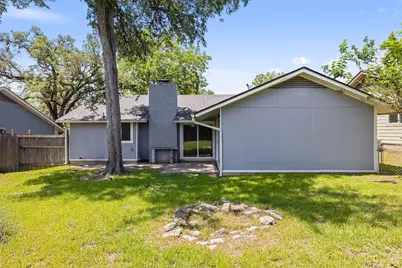902 Hillside Oaks Drive, Austin, TX 78745 - Photo 31
