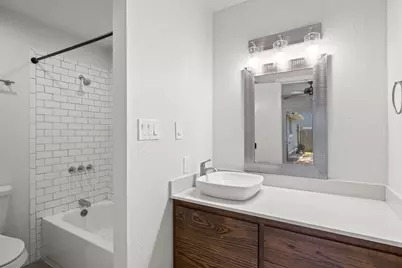902 Hillside Oaks Drive, Austin, TX 78745 - Photo 17
