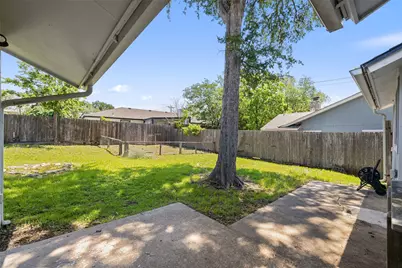 902 Hillside Oaks Drive, Austin, TX 78745 - Photo 27