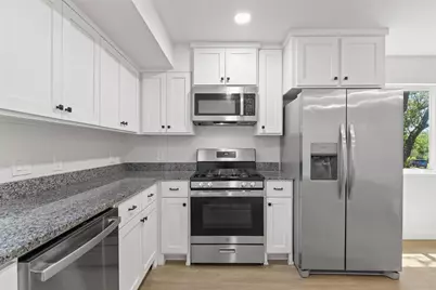902 Hillside Oaks Drive, Austin, TX 78745 - Photo 9