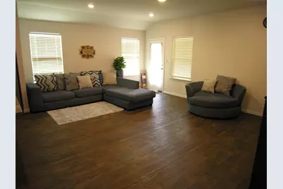 13700 Dismuke Drive, Manor, TX 78653 - Photo 15