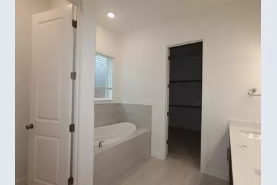 4012 Fulton Drive, Leander, TX 78641 - Photo 13