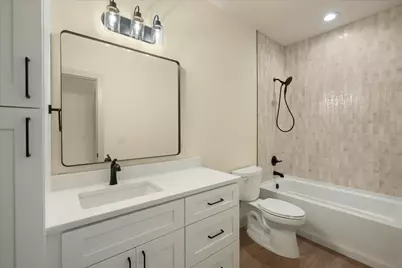 114 Rolling Hill Drive, Horseshoe Bay, TX 78657 - Photo 21