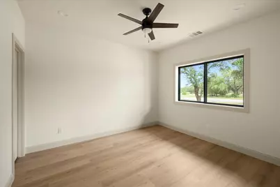 114 Rolling Hill Drive, Horseshoe Bay, TX 78657 - Photo 19