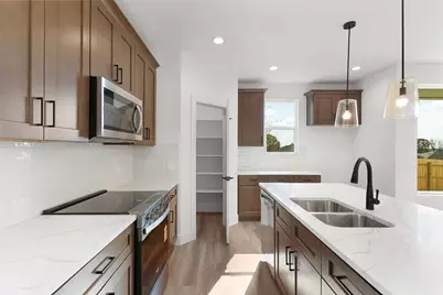 107 Carmen Cove, Burnet, TX 78611 - Photo 5