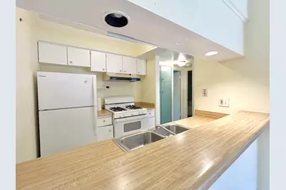 7801 Shoal Creek Boulevard #246, Austin, TX 78757 - Photo 5