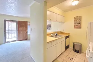 7801 Shoal Creek Blvd, Austin, TX 78757 - Photo 5