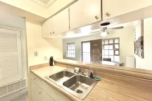 7801 Shoal Creek Blvd, Austin, TX 78757 - Photo 7