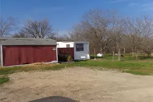 910 Bunton Ln, Uhland, TX 78640 - Photo 3