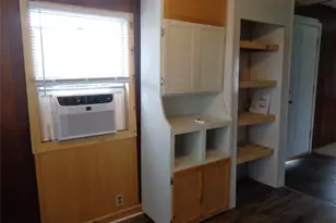 910 Bunton Ln, Uhland, TX 78640 - Photo 9