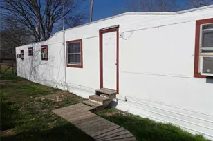 910 Bunton Ln, Uhland, TX 78640 - Photo 5