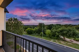 1937 E 38th 1/2 Street E, Austin, TX 78723 - Photo 27
