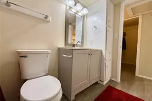 1000 W 26th St, Austin, TX 78705 - Photo 17