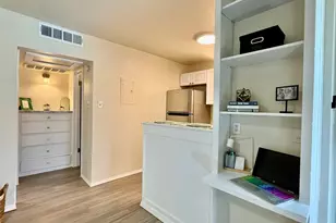 1000 W 26th St, Austin, TX 78705 - Photo 7