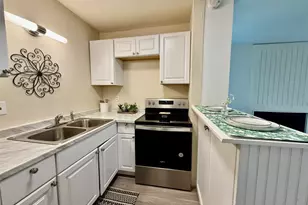 1000 W 26th St, Austin, TX 78705 - Photo 11