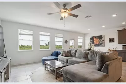 1011 Sandra Ann Way, Hutto, TX 78634 - Photo 11