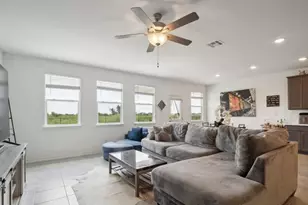 1011 Sandra Ann Wy, Hutto, TX 78634 - Photo 11