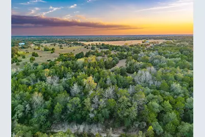 5325 E Blaschke Road, Schulenburg, TX 78956 - Photo 17