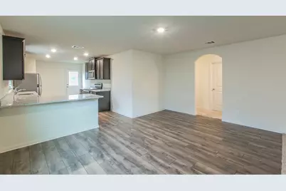 136 Allington Circle, Jarrell, TX 76537 - Photo 3