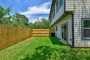230 Brown St, Elgin, TX 78621 - Photo 23