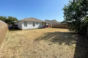 302 Golden Gate Dr, Leander, TX 78641 - Photo 25