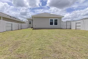 156 Tillage Rd, Elgin, TX 78621 - Photo 23