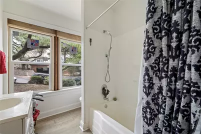 201 W 31st Street #A, Austin, TX 78705 - Photo 17