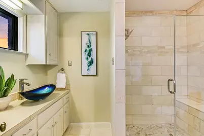 2006 Wychwood Drive, Austin, TX 78746 - Photo 17