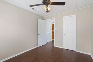 1119 Kent St, Taylor, TX 76574 - Photo 19