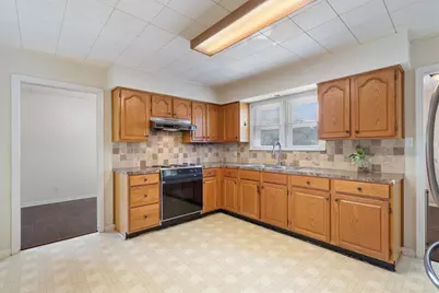 1119 Kent Street, Taylor, TX 76574 - Photo 9