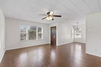 1119 Kent Street, Taylor, TX 76574 - Photo 3