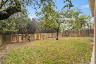 11125 Cherisse Dr, Austin, TX 78739 - Photo 37