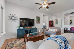 653 Coyote Crk Wy, Kyle, TX 78640 - Photo 11