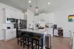 653 Coyote Crk Wy, Kyle, TX 78640 - Photo 5