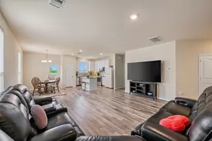 225 Gunther Way, Taylor, TX 76574 - Photo 9