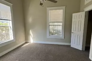 302 S Burleson St, Kyle, TX 78640 - Photo 9