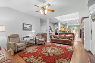1208 Brophy Dr, Pflugerville, TX 78660 - Photo 13