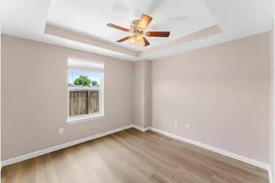 13323 Villa Park Dr Unit B, Austin, TX 78729 - Photo 11