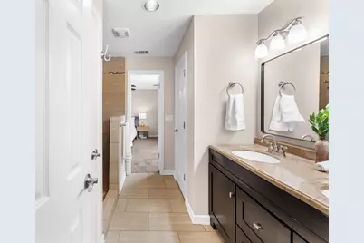 13323 Villa Park Dr Unit B, Austin, TX 78729 - Photo 3