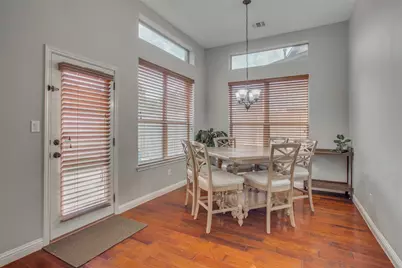 12221 Montclair Bend, Austin, TX 78732 - Photo 9