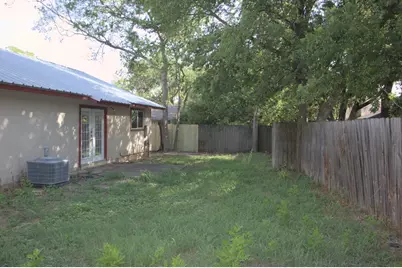 5204 Village Trail, Austin, TX 78744 - Photo 15