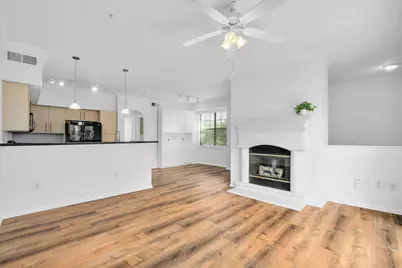 11203 Ranch Road 2222 Road #301, Austin, TX 78730 - Photo 5