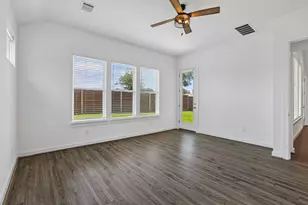 317 Independence Dr, Kyle, TX 78640 - Photo 19
