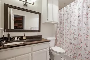 2810 Nueces St, Austin, TX 78705 - Photo 11