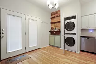 2810 Nueces St, Austin, TX 78705 - Photo 7