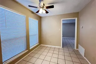 13355 Water Oak Ln, Austin, TX 78729 - Photo 7