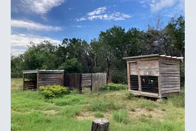 1050 Harmon Hills Road, Dripping Springs, TX 78620 - Photo 19