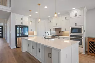 162 Groundhog Dr, Buda, TX 78610 - Photo 7