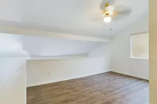 2124 Burton Dr, Austin, TX 78741 - Photo 15