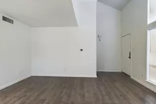 2124 Burton Dr, Austin, TX 78741 - Photo 7